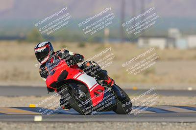 media/Sep-09-2023-SoCal Trackdays (Sat) [[6f49351c42]]/Turn 15 (745am)/